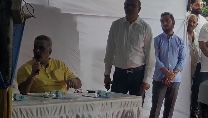 दफ्तर में आकर मारेंगे, विधायक हितेंद्र ठाकुर ने VVMC कमिश्नर को दी  आक्रामक चेतावनी