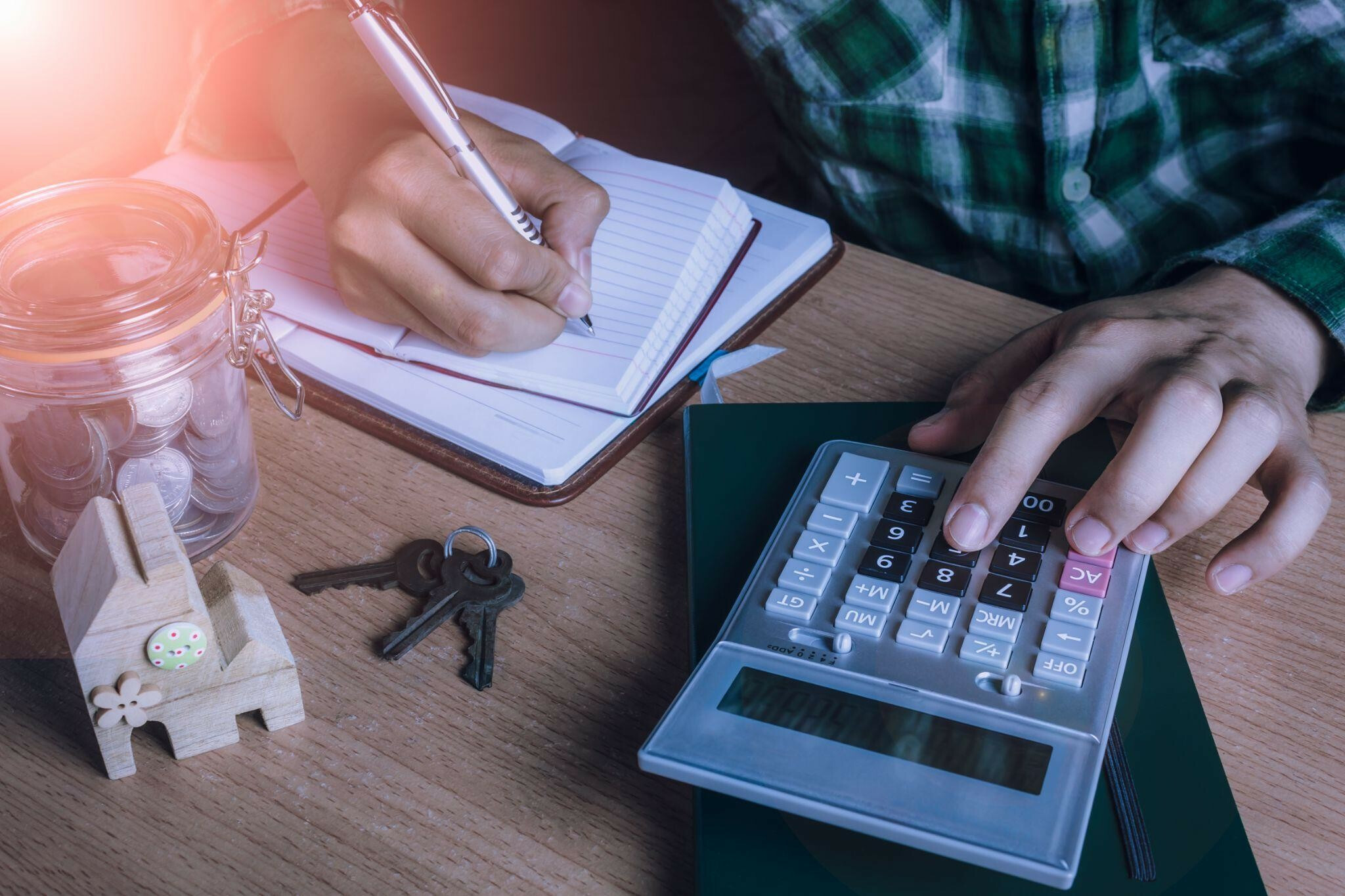 Buying a Home in a Metro City? Use a Home Loan EMI Calculator Before Finalising the Budget