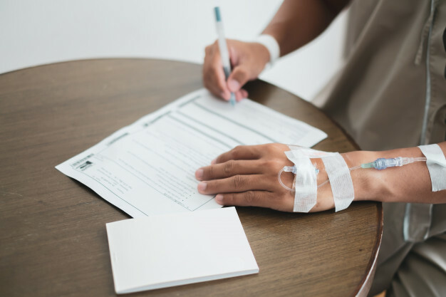 लढाई कोरोनाशी: खासगी रुग्णालयातला मनस्ताप