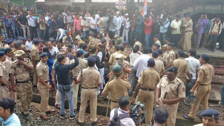 'भारत बंद' आंदोलन: 882 आंदोलनकारी पुलिस हिरासत में लिए गए