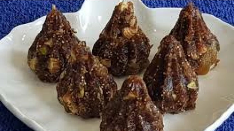 उत्सवाला महागाईचे चटके! सुक्या मेव्यांच्या दरात वाढ उत्सवाला महागाईचे चटके! सुक्या मेव्यांच्या दरात वाढ