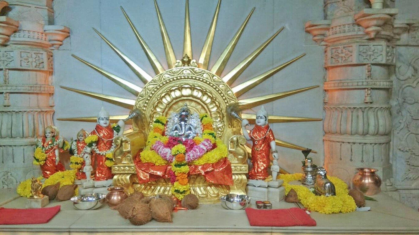 शिवाजी पार्कातला उद्यान गणेश