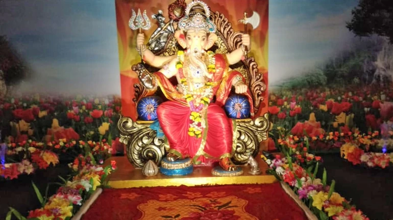 सामाजिकतेच भान जपणारा दादरचा मानाचा गणपती सामाजिकतेच भान जपणारा दादरचा मानाचा गणपती