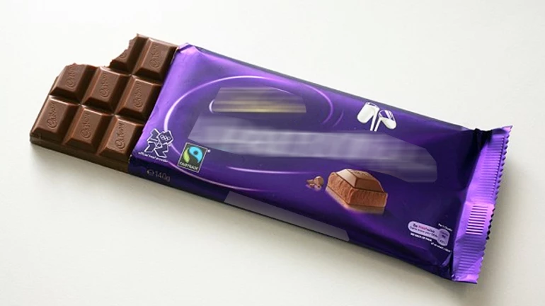 बाजार में बिक रही नकली 'डेयरी मिल्क', रहें सावधान बाजार में बिक रही नकली 'डेयरी मिल्क', रहें सावधान