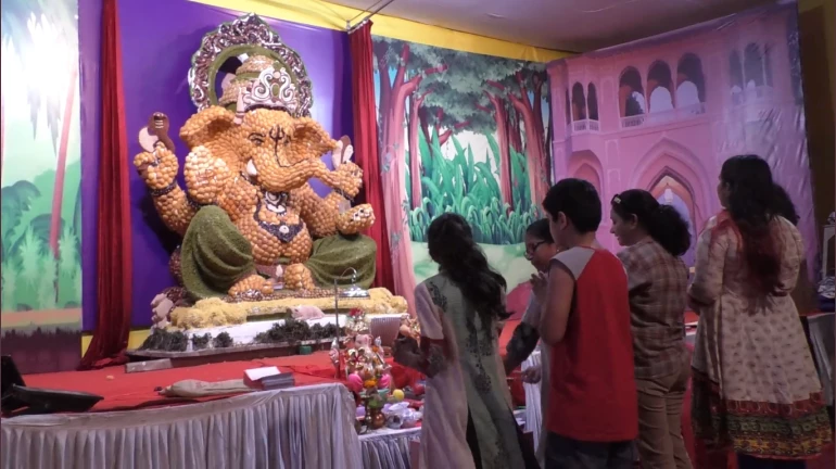 गणपति विशेष- बाप्पा के कई रुप, कही पानीपूरी के ,तो कही लकड़ी के! गणपति विशेष- बाप्पा के कई रुप, कही पानीपूरी के ,तो कही लकड़ी के!