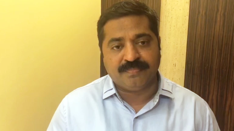 सरकार को यात्रियों की चिंता है कि बार वालों की? BJP विधायक राम कदम ने कसा तंज सरकार को यात्रियों की चिंता है कि बार वालों की? BJP विधायक राम कदम ने कसा तंज