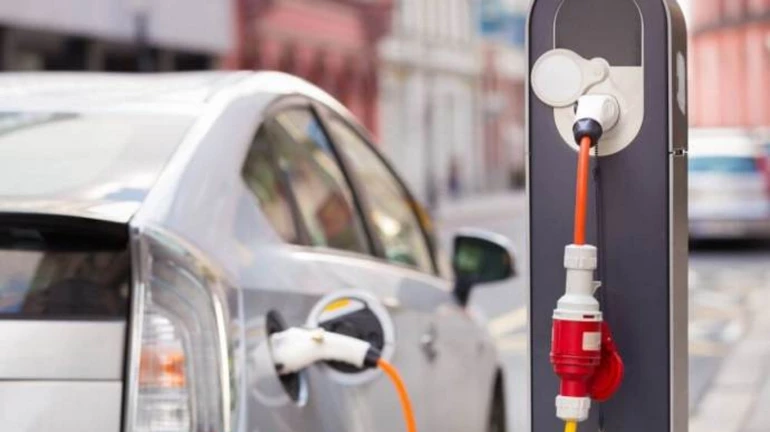 Maharashtra government plans to install Electric Vehicle Charging Points in major cities Maharashtra government plans to install Electric Vehicle Charging Points in major cities