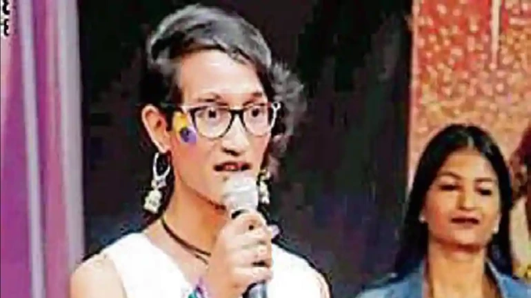 Beauty Unbound: Transgender wins the title ‘Rose Queen’ at Ruia College