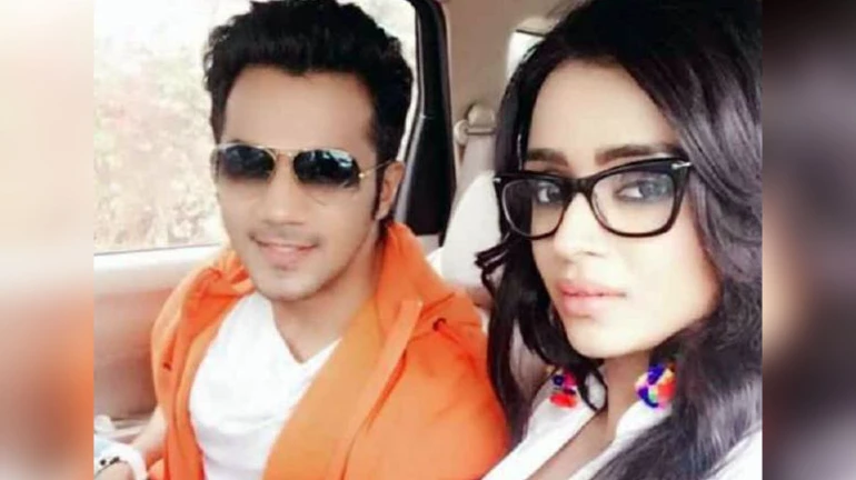 TV actress Parul Chauhan announces her marriage with Chirag Thakkar TV actress Parul Chauhan announces her marriage with Chirag Thakkar