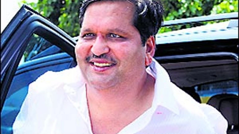 सबसे ज्यादा सालाना कमाई में मुंबई के बीजेपी विधायक मंगलप्रभात लोढ़ा दूसरे नंबर पर! सबसे ज्यादा सालाना कमाई में मुंबई के बीजेपी विधायक मंगलप्रभात लोढ़ा दूसरे नंबर पर!