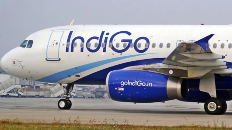 मुंबई-अहमदाबाद इंडिगो विमानाचा टायर फुटला, प्रवासी सुखरूप
