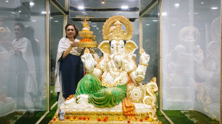 केकपासून साकारला बाप्पा! केकपासून साकारला बाप्पा!