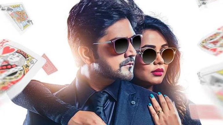 ‘अबलख’मध्ये पुन्हा झळकणार प्रार्थना-अनिकेतची जोडी ‘अबलख’मध्ये पुन्हा झळकणार प्रार्थना-अनिकेतची जोडी