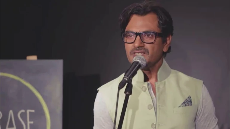 Nawazuddin Siddiqui recites the poem 'Mere Kavi Dost' on the socio political situation in the country