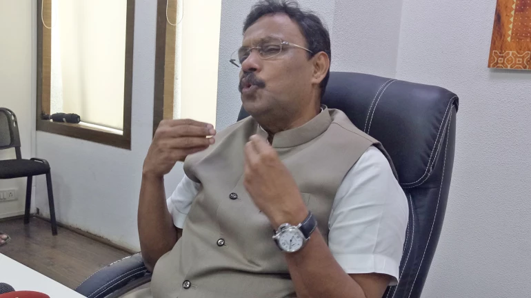 शिक्षकांना चॅनेलवरुन देण्यात येणारं प्रशिक्षण मराठीतच - विनोद तावडे शिक्षकांना चॅनेलवरुन देण्यात येणारं प्रशिक्षण मराठीतच - विनोद तावडे