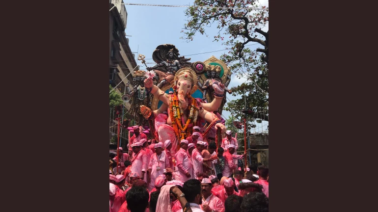 Avoid Dancing On Dilapidated Bridges: BMC To Ganpati Pandals Avoid Dancing On Dilapidated Bridges: BMC To Ganpati Pandals