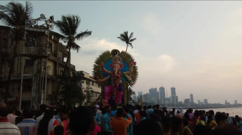 'या' मंडळांच्या मूर्तीचेच विसर्जन होणार समुद्रात 'या' मंडळांच्या मूर्तीचेच विसर्जन होणार समुद्रात