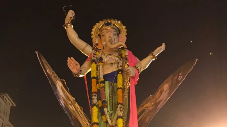 मोठ्या मूर्तींना नैसर्गिक जलाशयात विसर्जनाची परवानगी कायम ठेवण्याची विनंती मोठ्या मूर्तींना नैसर्गिक जलाशयात विसर्जनाची परवानगी कायम ठेवण्याची विनंती