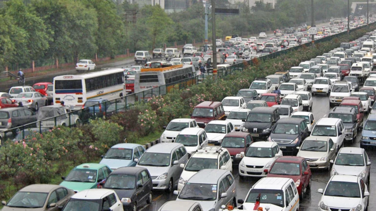 Motorists on Mumbai-Pune Expressway Will Be Fined for Overspeeding