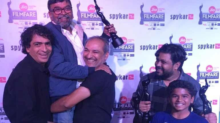 ‘रिंगण’ने पटकावले ५ फिल्मफेअर पुरस्कार