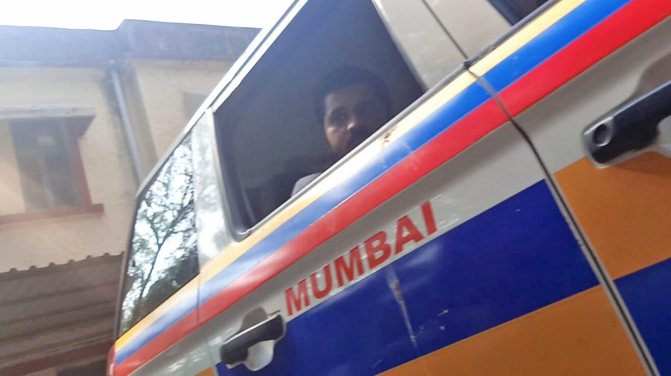 सराईत दुचाकी चोराला अटक