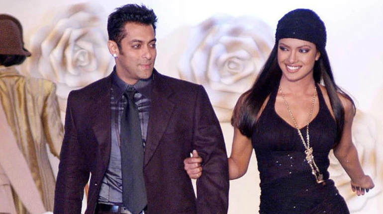 सलमान-प्रियांका बनले बॉलिवूडचे ट्रेंडसेटर! सलमान-प्रियांका बनले बॉलिवूडचे ट्रेंडसेटर!