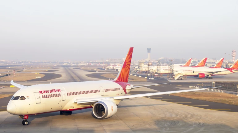 Runway maintenance likely to increase airfares at Mumbai airport