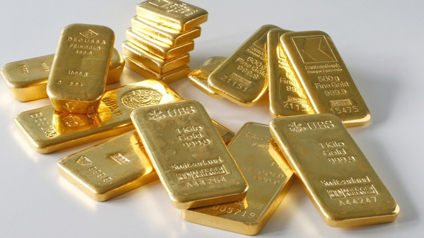 बुटात लपवून सोने तस्करी, आरोपीला विमानतळावरून अटक