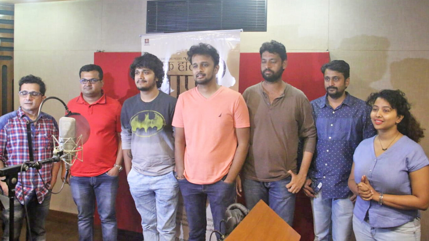 रोहित-हृषिकेश-आनंदीचा ‘चोरीचा मामला’!