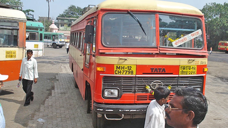 MSRTC Strike : 'या' ST कर्मचाऱ्यांचा मंगळवारी होणार पगार? MSRTC Strike : 'या' ST कर्मचाऱ्यांचा मंगळवारी होणार पगार?