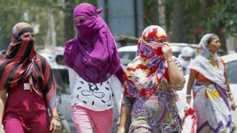 अक्टूबर हीट निकाल रहा मुंबईकरो के पसीने, तोड़ा दस साल का रिकॉर्ड अक्टूबर हीट निकाल रहा मुंबईकरो के पसीने, तोड़ा दस साल का रिकॉर्ड