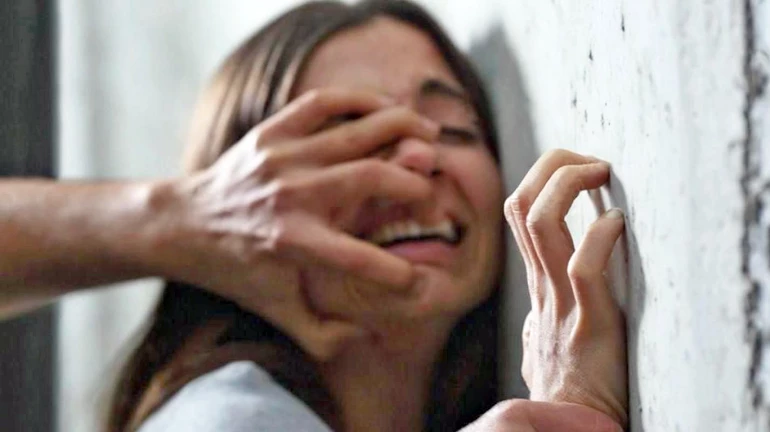 लैंगिक शोषणाविरोधातील 'हा' कायदा प्रत्येक महिलेला माहिती हवाच लैंगिक शोषणाविरोधातील 'हा' कायदा प्रत्येक महिलेला माहिती हवाच