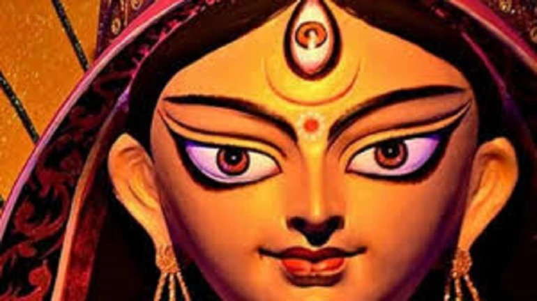 नवरात्रोत्सवाला प्रारंभ, मंदिरांत भाविकांची गर्दी नवरात्रोत्सवाला प्रारंभ, मंदिरांत भाविकांची गर्दी