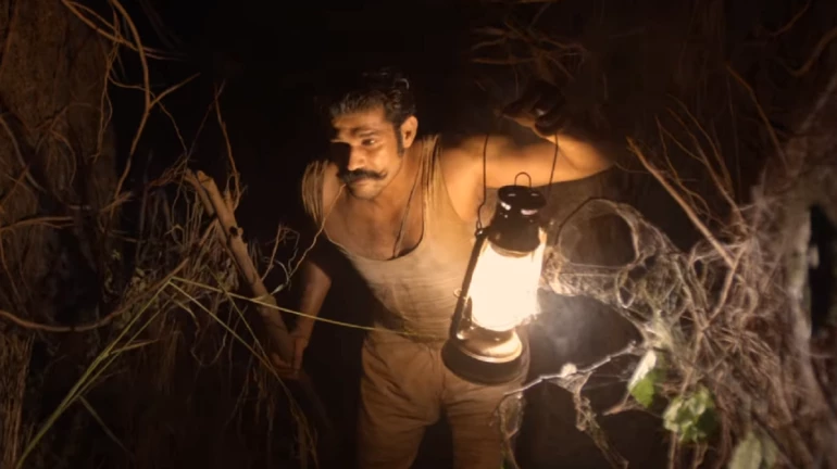 फिल्म रिव्यू: डराने से ज्यादा कुछ नया एक्सपीरियंस कराती है ‘तुम्बाड’ फिल्म रिव्यू: डराने से ज्यादा कुछ नया एक्सपीरियंस कराती है ‘तुम्बाड’