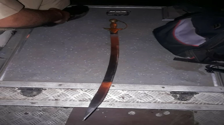 Unknown assailants attack Shiv Sena MLA with a sword in Mankhurd