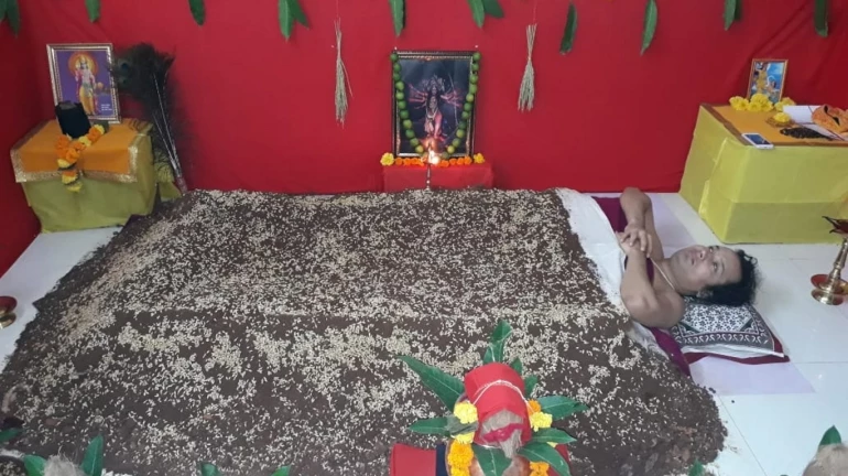 अयोध्या में राम मंदिर निर्माण को लेकर मुंबई में नौ दिनों का तप अयोध्या में राम मंदिर निर्माण को लेकर मुंबई में नौ दिनों का तप