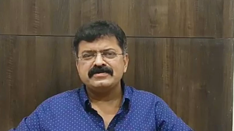 मोदी-अंबानी आरतीतून मोदींच्या विष्णू अवताराची जितेंद्र आव्हाडांकडून खिल्ली मोदी-अंबानी आरतीतून मोदींच्या विष्णू अवताराची जितेंद्र आव्हाडांकडून खिल्ली