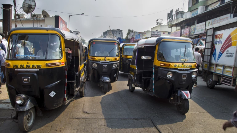 Mumbai rickshaw drivers to go on a strike on November 27 demanding hike in fare prices