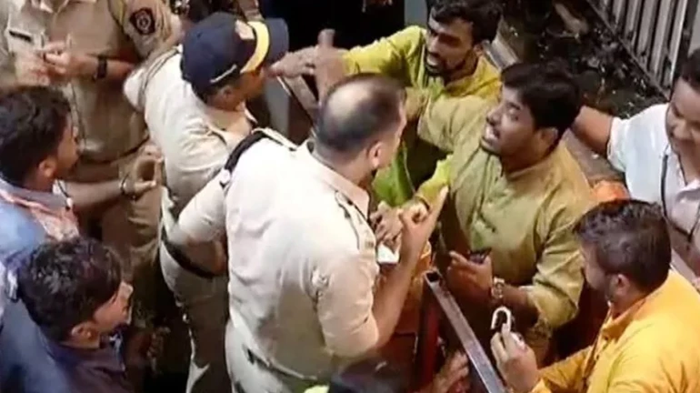 Charity Commissioner to set up a committee after a scuffle was reported between cop-volunteers at Lalbaughcha Raja