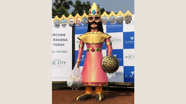 Wadhwa Wise City installs a 15-feet-tall 'Modern Day Ravana' this Dussehra Wadhwa Wise City installs a 15-feet-tall 'Modern Day Ravana' this Dussehra