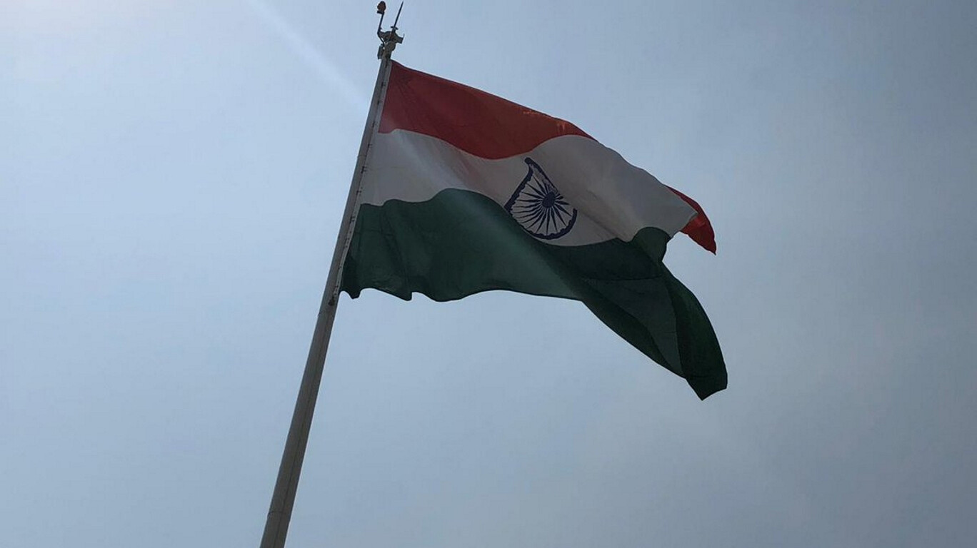 मुंबई के हज हाउस में लगा देश का सबसे उंचा तिरंगा