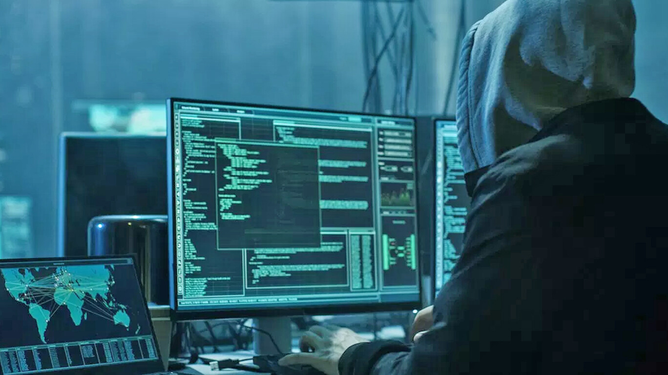 ई-मेल हॅक करून सायबर चोरटे तुमचीही करू शकतात 'अशी' फसवणूक!