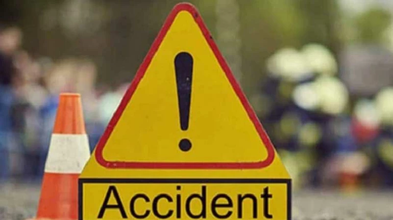 Thane: 3 dead 4 injured as autorickshaw falls in drain in Bhiwandi