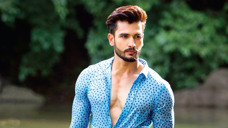 Rohit Khandelwal launches his personal mobile app for fan engagement Rohit Khandelwal launches his personal mobile app for fan engagement