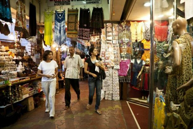 7 Best Markets In Mumbai You Must Not Miss Mumbai Mumbai Live