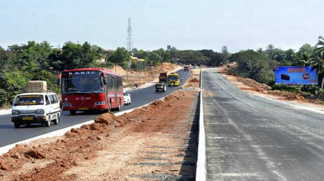 मुंबई-गोवा महामार्गाच्या दोन लेनचे काम मार्चपर्यंत पूर्ण करा - चंद्रकांत पाटील