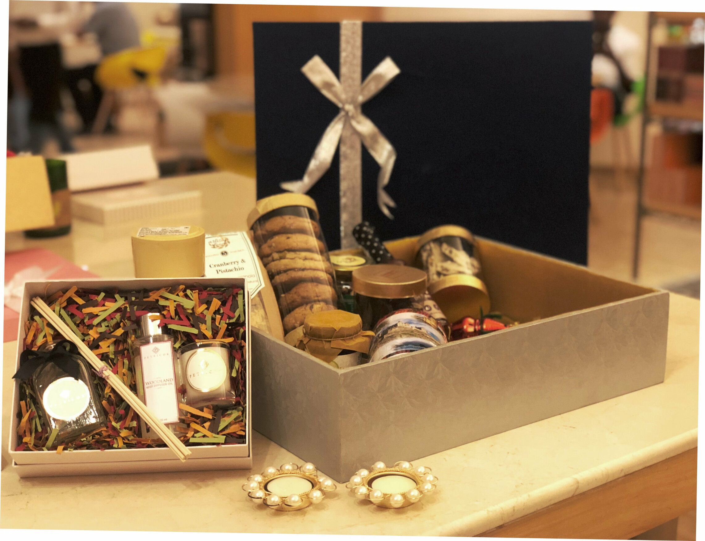 Exquisite Diwali Hampers At Jw Marriott Juhu Mumbai Live