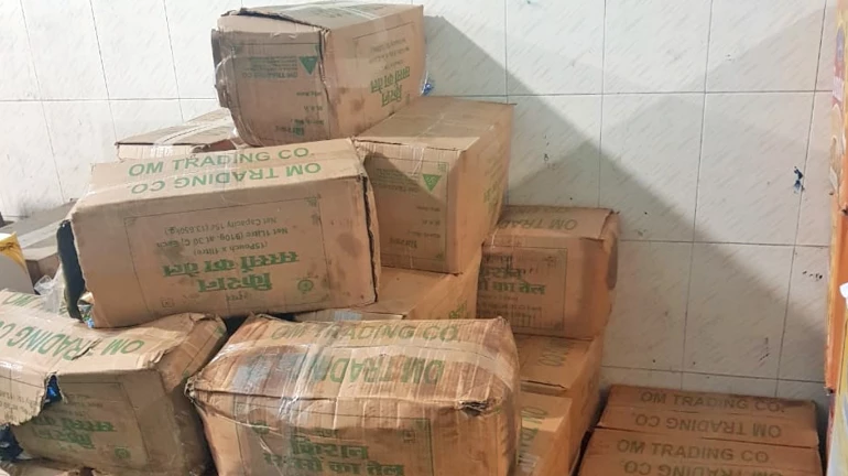 त्योंहारों पर सक्रीय हुए मिलावटखोर, 13.50 लाख रुपये के मिलावटी खाद्यपदार्थ जब्त त्योंहारों पर सक्रीय हुए मिलावटखोर, 13.50 लाख रुपये के मिलावटी खाद्यपदार्थ जब्त