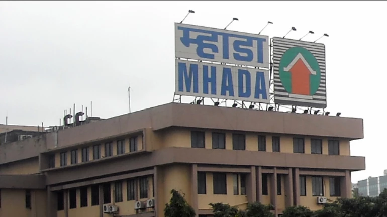 विरार-बोलिंज में म्हाडा निवासियों को आखिरकार राहत विरार-बोलिंज में म्हाडा निवासियों को आखिरकार राहत