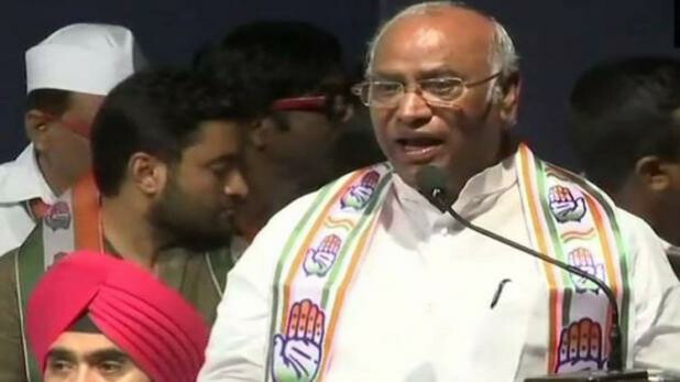 कांग्रेस नेता मलिक्कार्जुन खड़गे ने हिटलर से की मोदी की तुलना